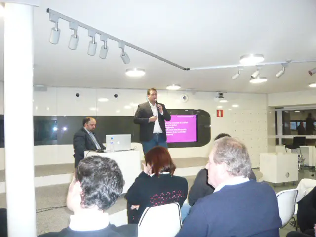 Isidro Pérez seleccionado como uno de los ponentes de la 12ª Edición de The Monday Reading Club Alicante