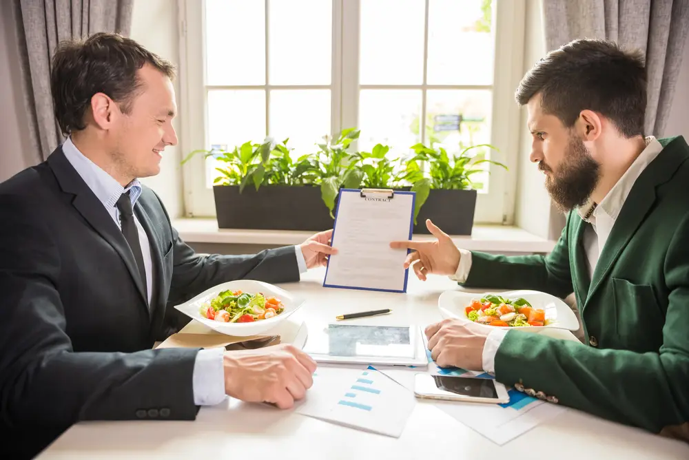 Comidas de trabajo para conocer mejor a tu cliente