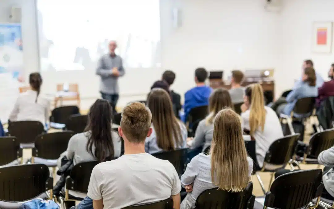 ¿Eres un profesor universitario con plaza fija? Porque lo pareces…